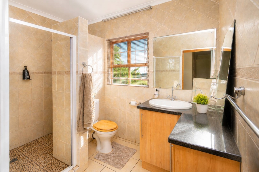 3 Bedroom Property for Sale in Melodie North West